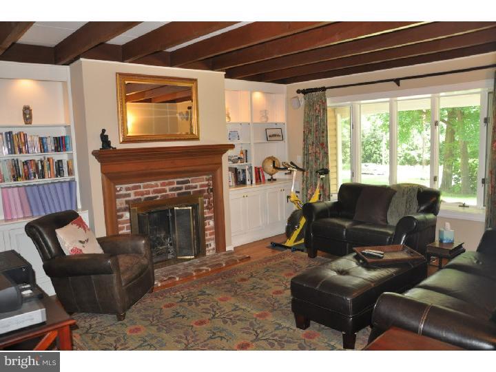 2030 North Providence Road Media, PA 19063 - Photo 8 of 24 Family Room