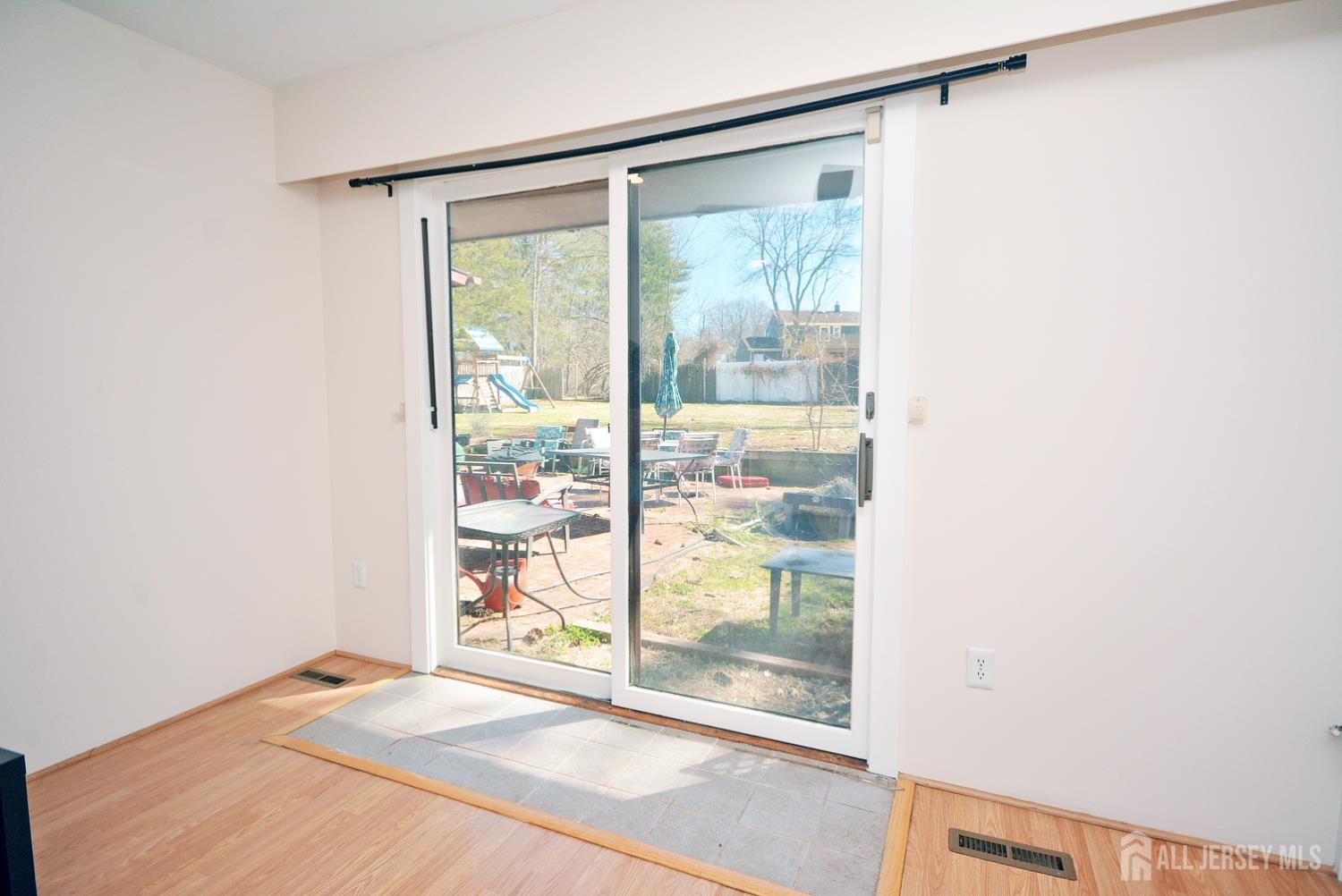 620 South Randolphville Road Piscataway, NJ 08854 - Photo 14 of 24