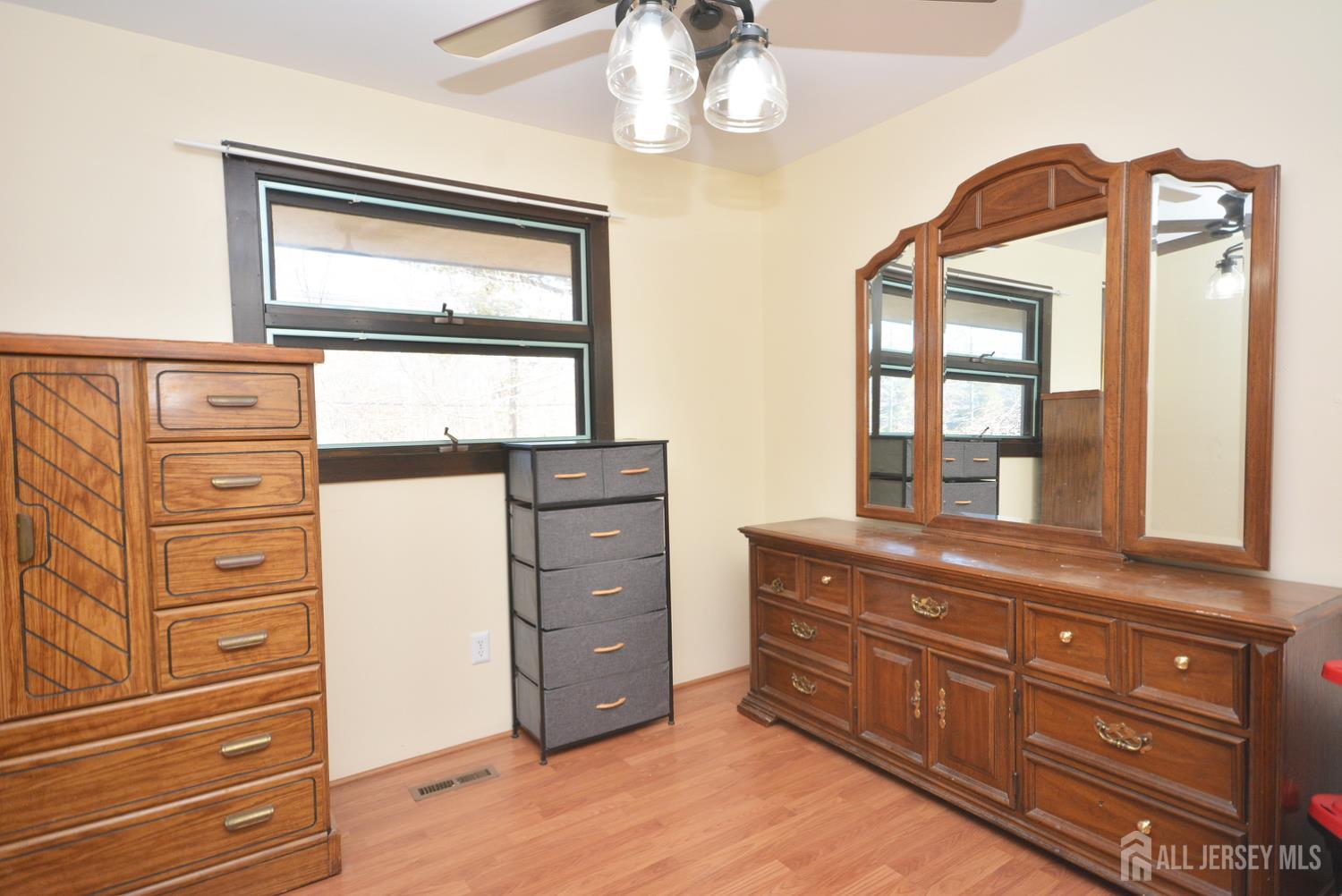 620 South Randolphville Road Piscataway, NJ 08854 - Photo 16 of 24