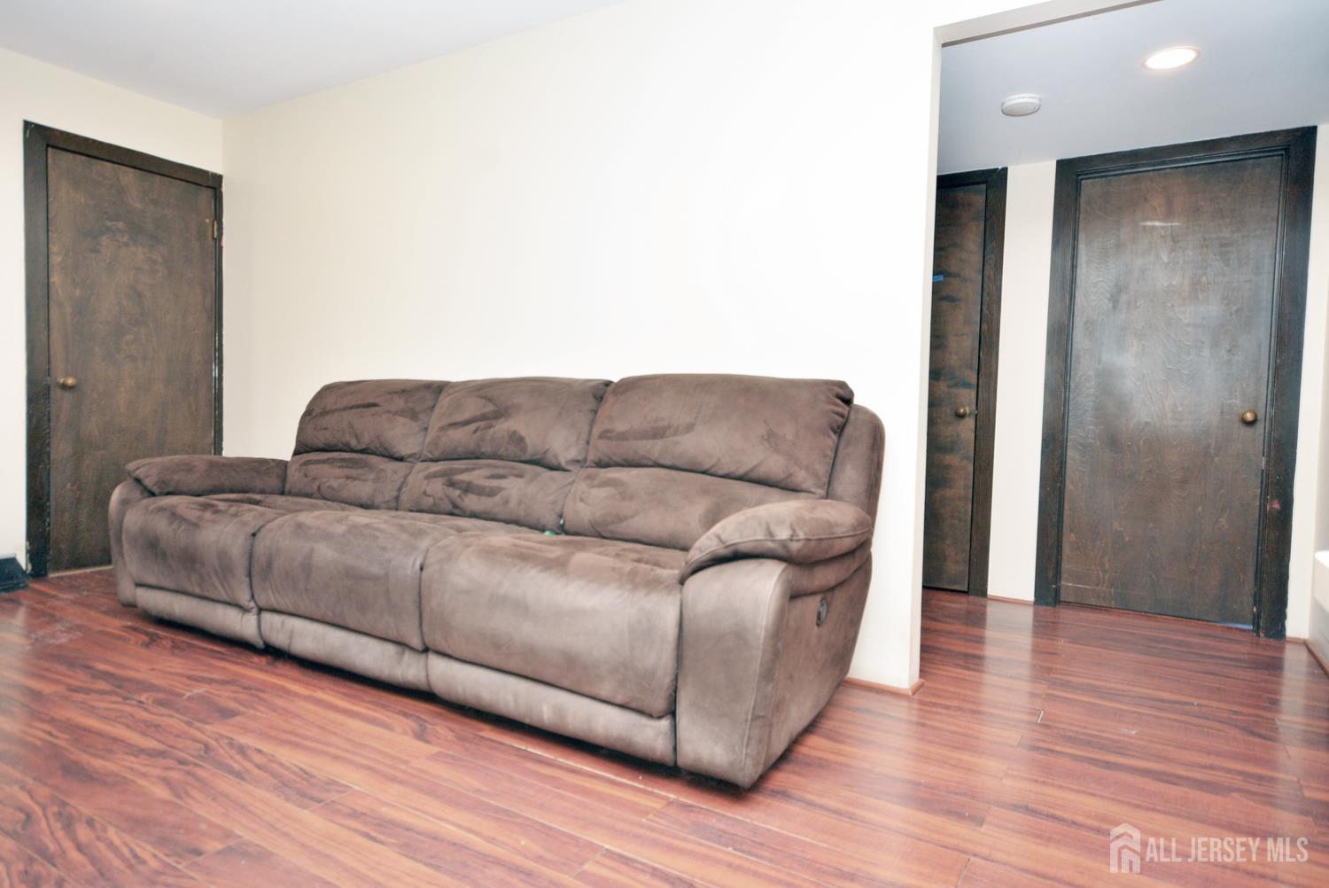 620 South Randolphville Road Piscataway, NJ 08854 - Photo 21 of 24