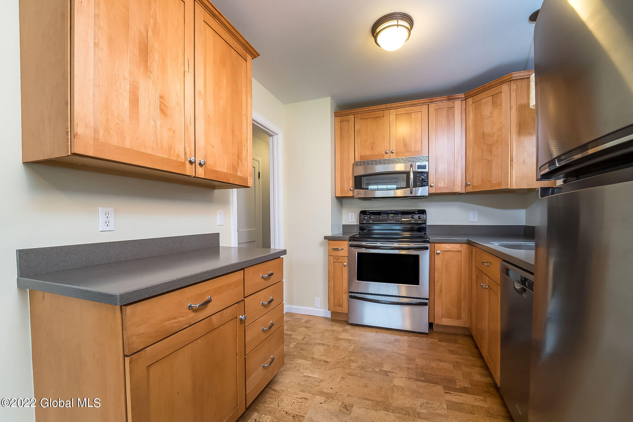 19 Wellington Road Bethlehem, NY 12054 - Photo 12 of 45 021-19-Wellington-Rd