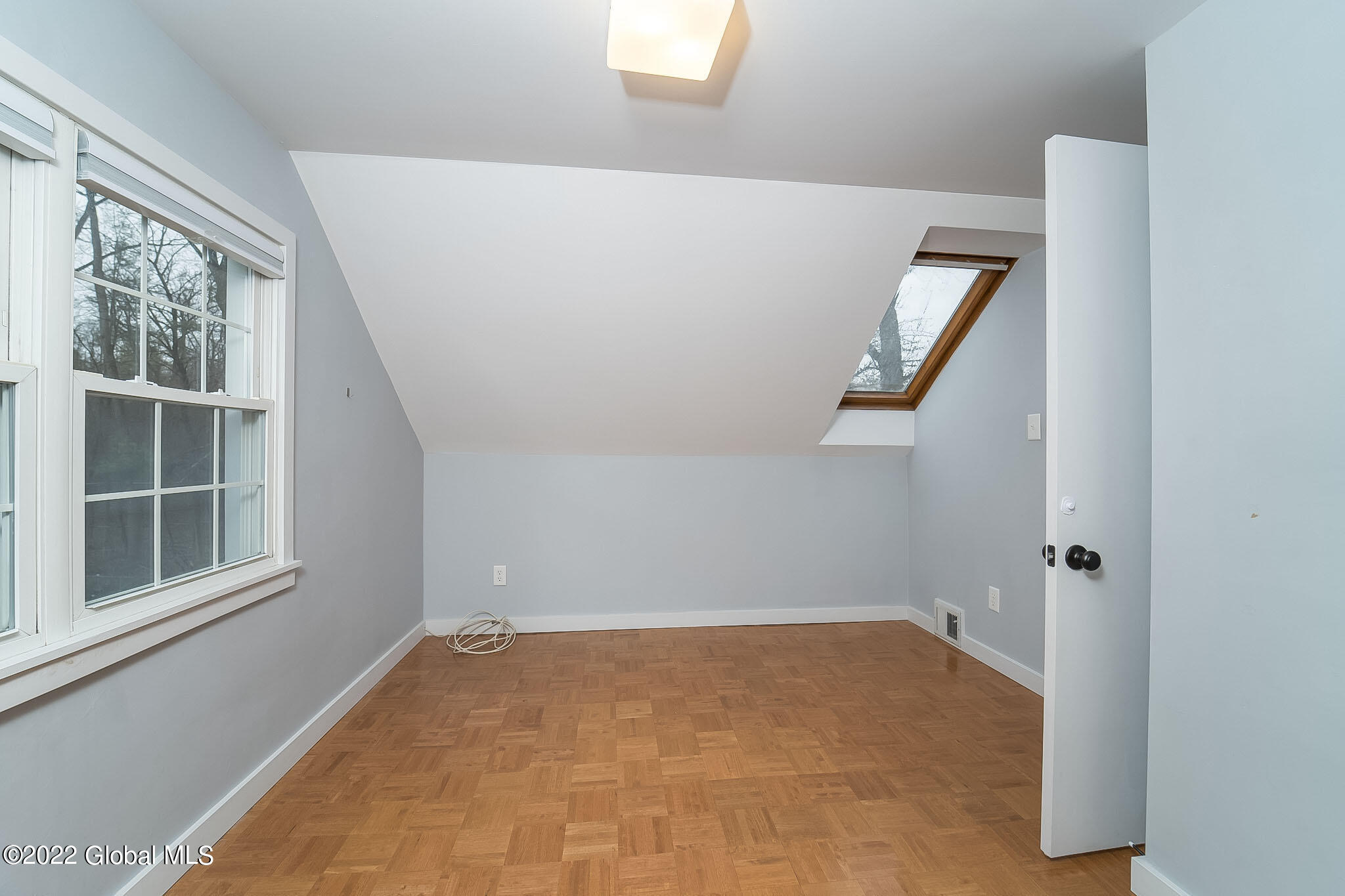 19 Wellington Road Bethlehem, NY 12054 - Photo 30 of 45 050-19-Wellington-Rd