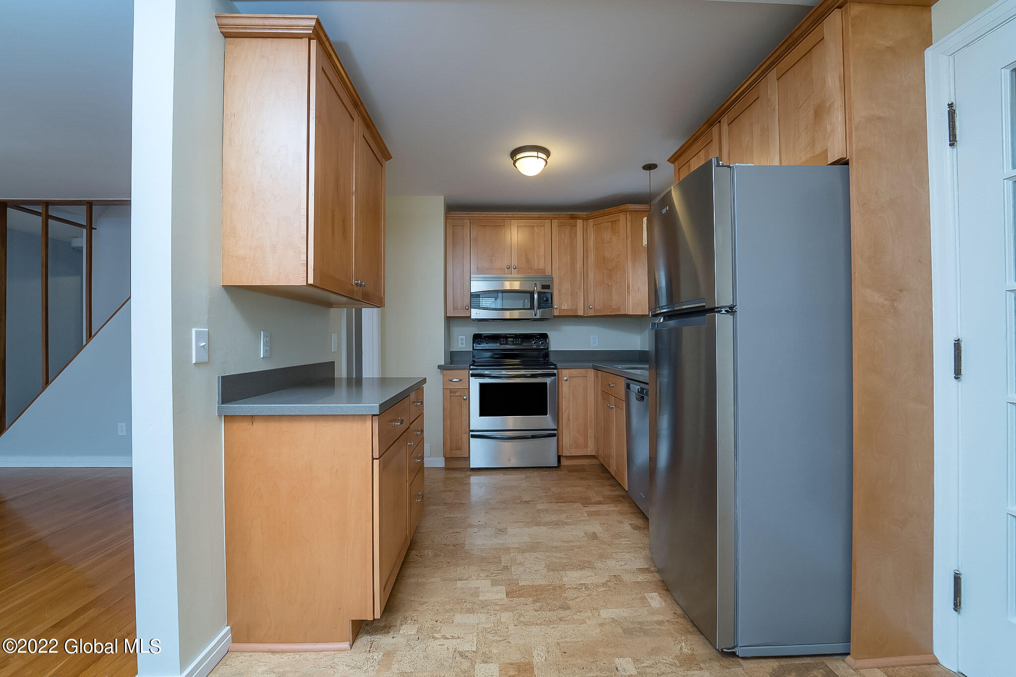 19 Wellington Road Bethlehem, NY 12054 - Photo 7 of 45 010-19-Wellington-Rd