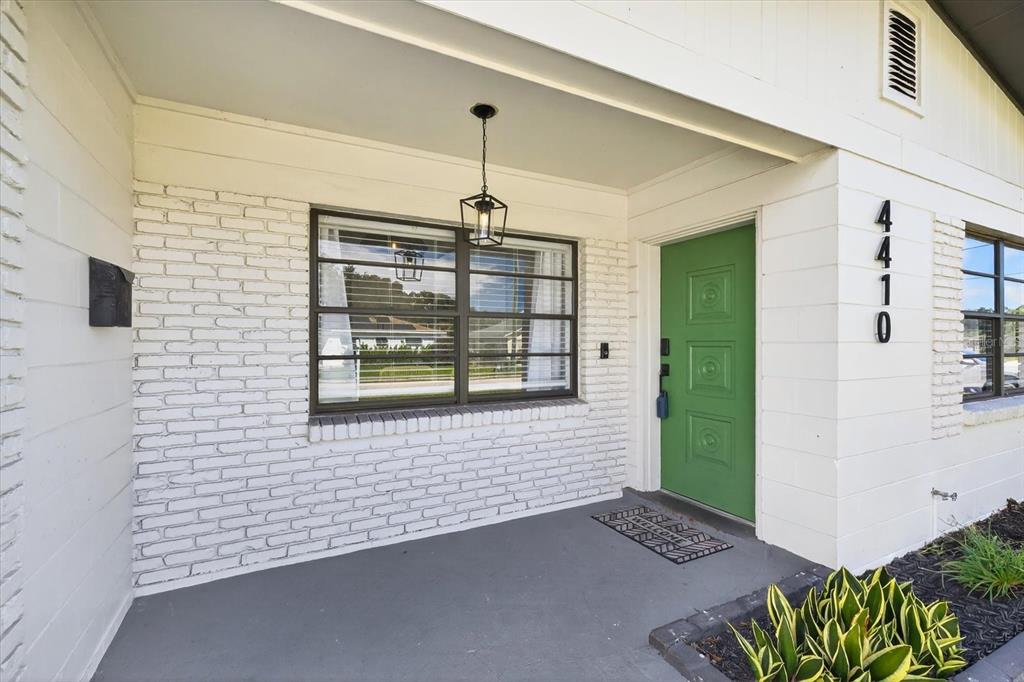 4410 West Bay Ct Avenue Tampa, FL 33611 - Photo 4 of 57