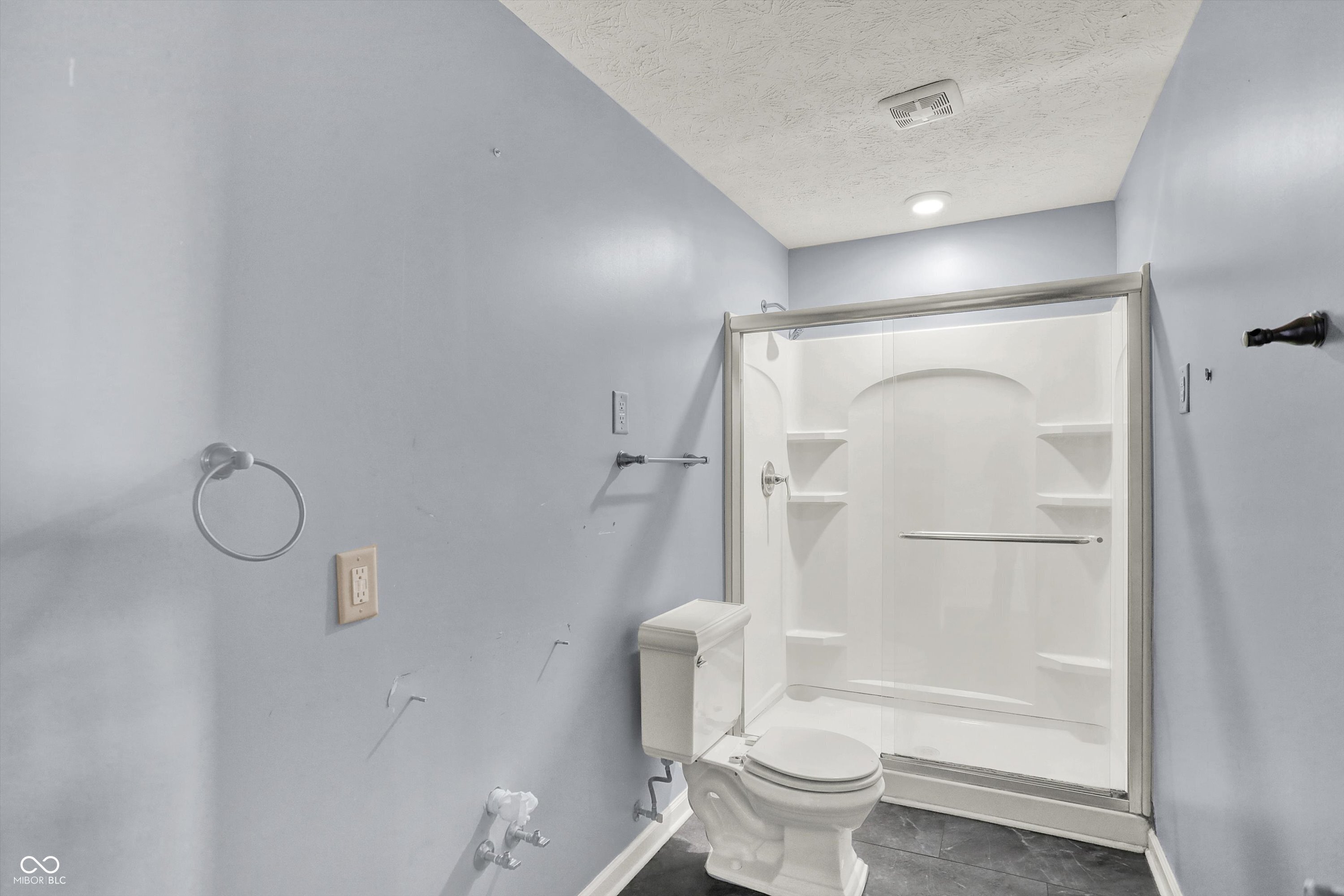 639 Averitt Road Greenwood, IN 46142 - Photo 18 of 31