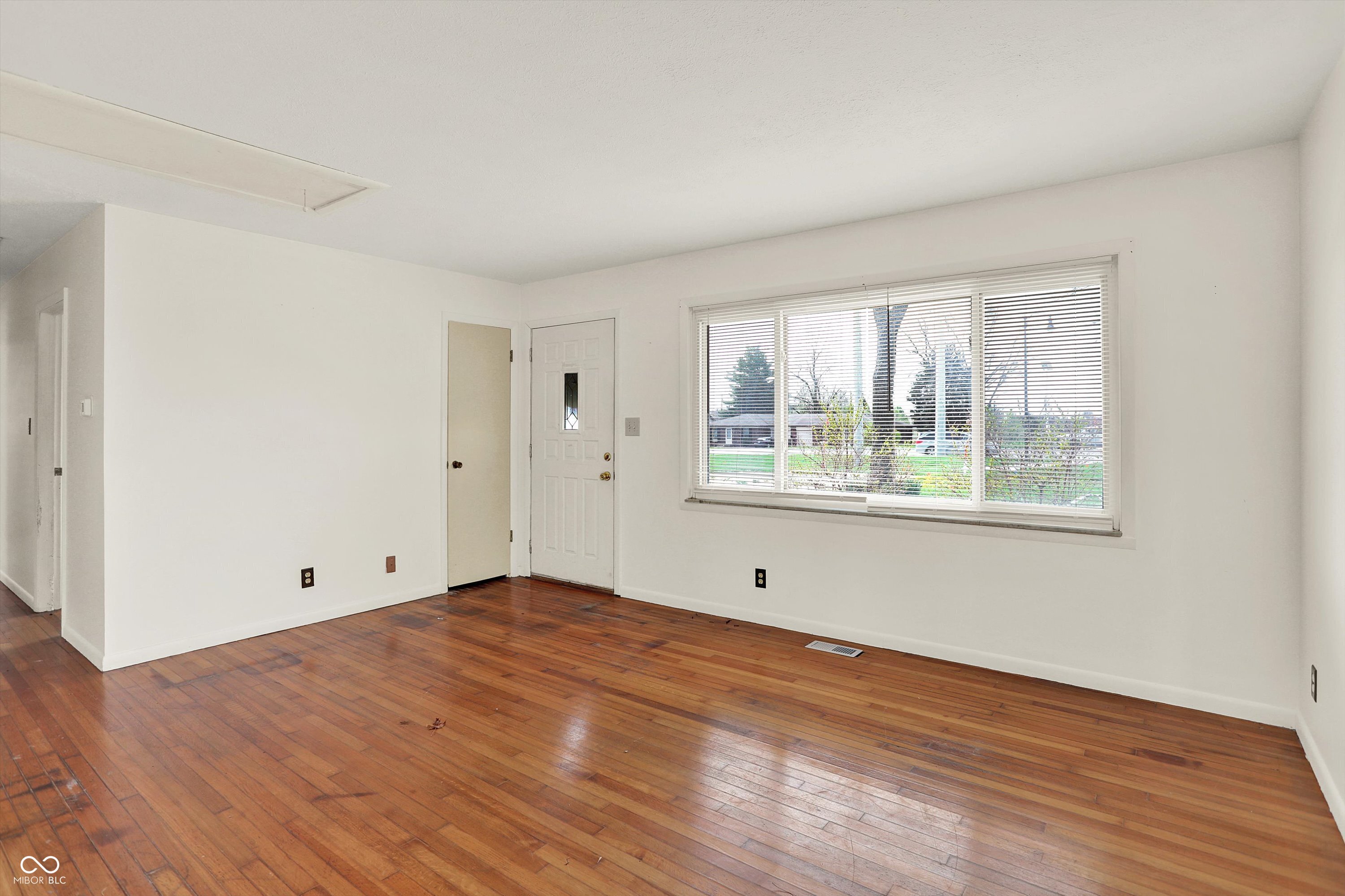 639 Averitt Road Greenwood, IN 46142 - Photo 20 of 31