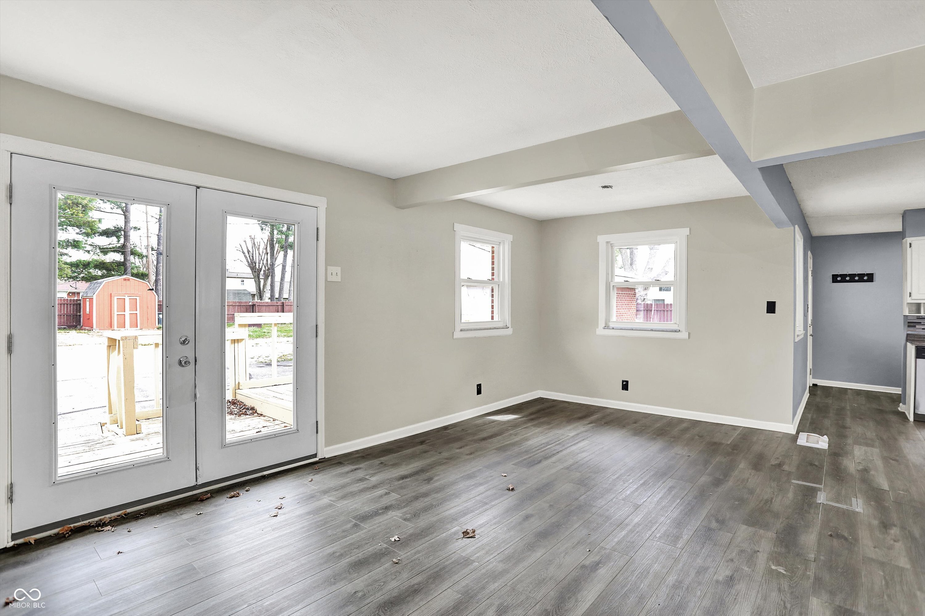 639 Averitt Road Greenwood, IN 46142 - Photo 4 of 31