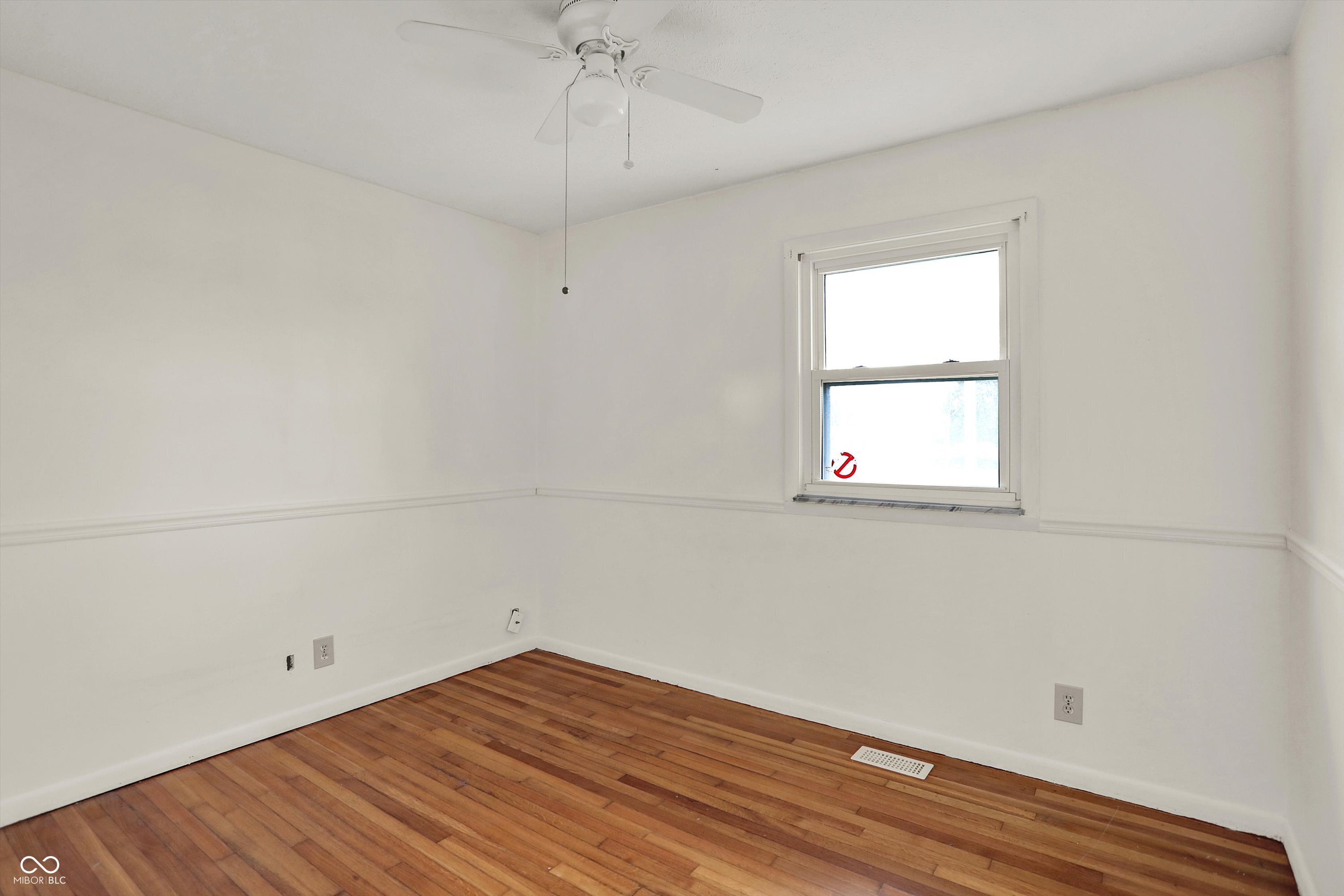 639 Averitt Road Greenwood, IN 46142 - Photo 10 of 31