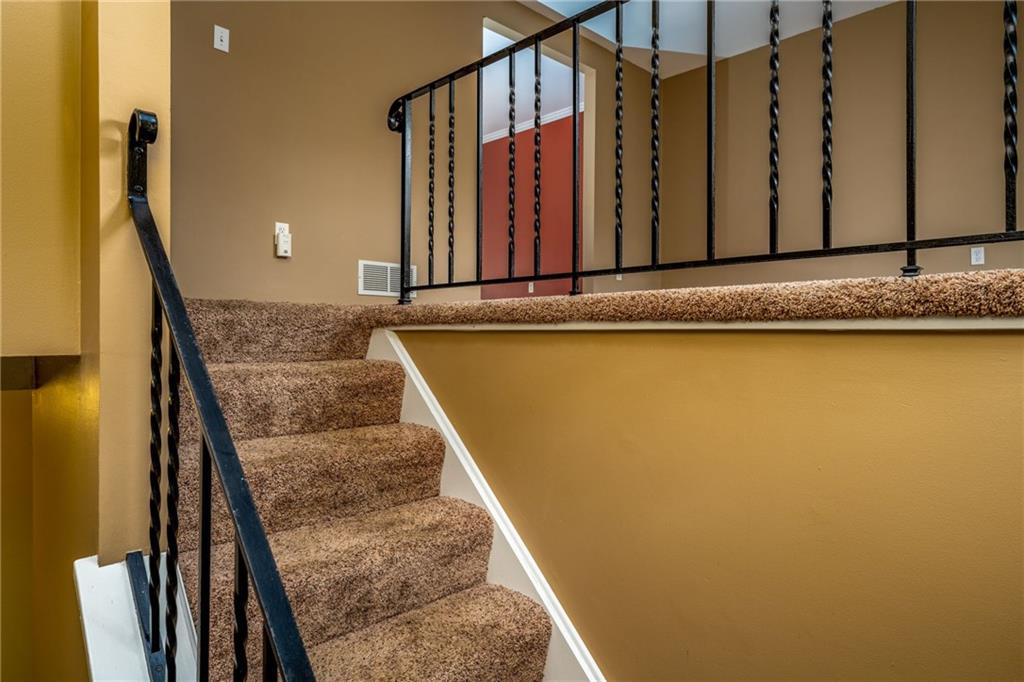 94 Buckhill Road Pittsburgh, PA 15237 - Photo 22 of 25 Gallery Image 22