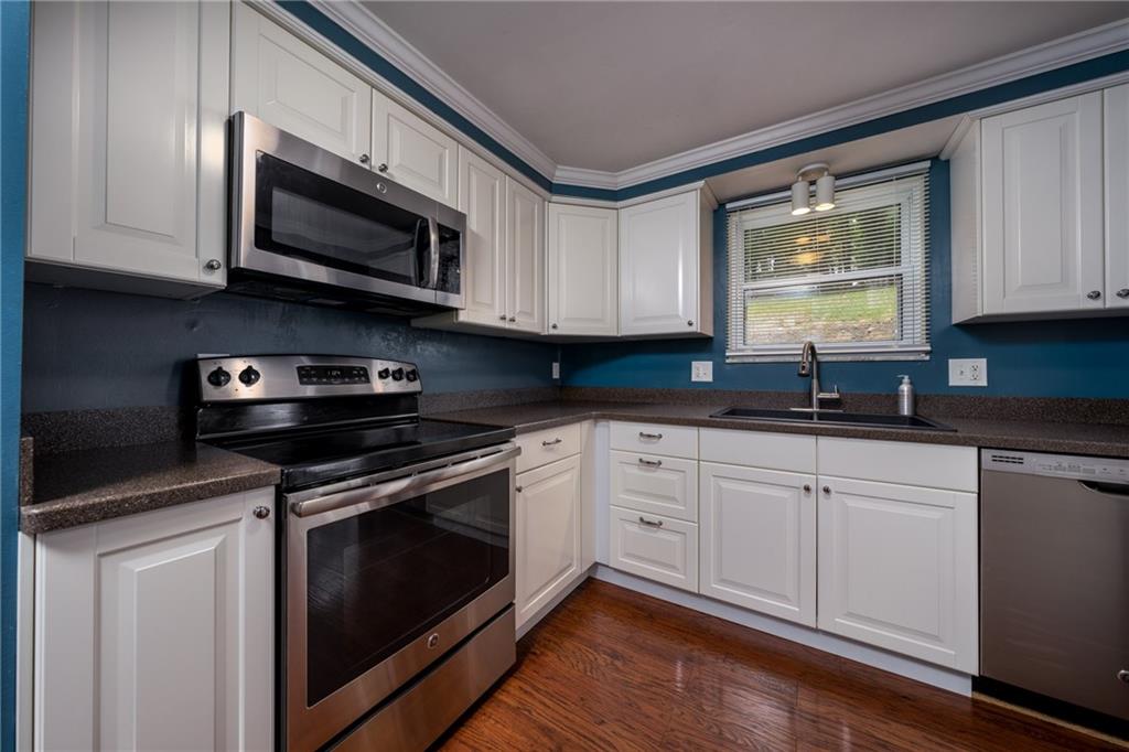 94 Buckhill Road Pittsburgh, PA 15237 - Photo 4 of 25 Gallery Image 4
