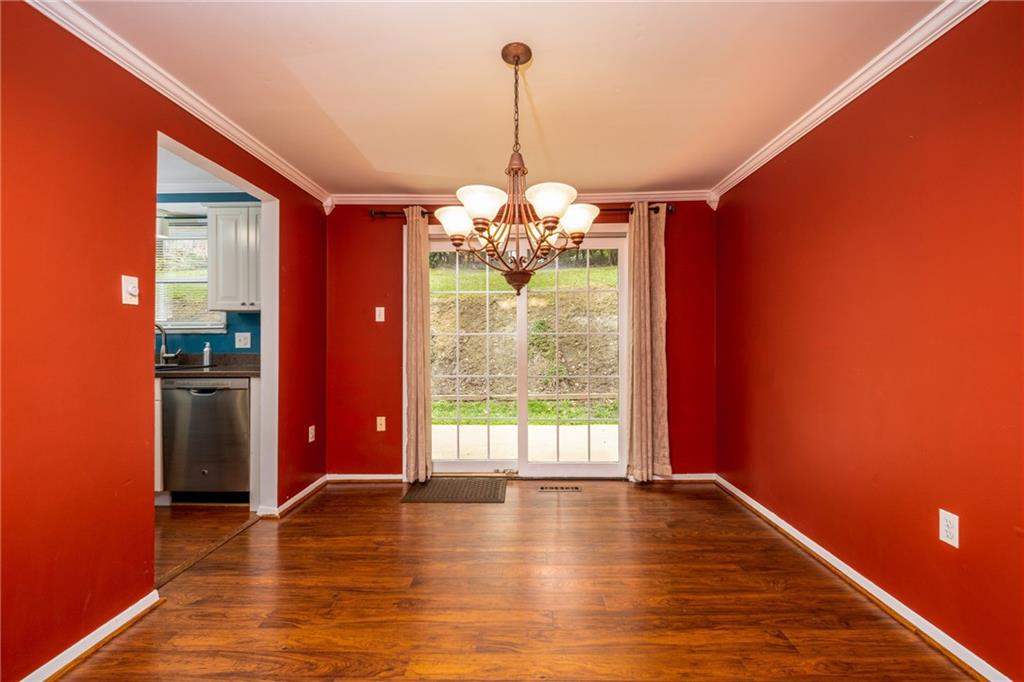 94 Buckhill Road Pittsburgh, PA 15237 - Photo 8 of 25 Gallery Image 8