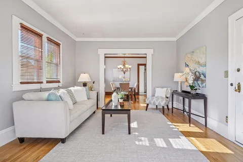 $209,900 | 4104 Bryant Avenue South, Unit 202, Minneapolis, MN 55409