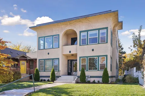 $209,900 | 4104 Bryant Avenue South, Unit 202, Minneapolis, MN 55409