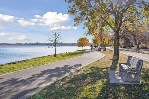 $209,900 | 4104 Bryant Avenue South, Unit 202, Minneapolis, MN 55409