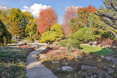 $209,900 | 4104 Bryant Avenue South, Unit 202, Minneapolis, MN 55409