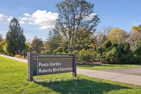 $209,900 | 4104 Bryant Avenue South, Unit 202, Minneapolis, MN 55409