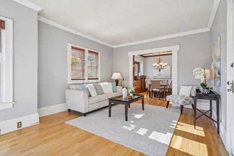 $209,900 | 4104 Bryant Avenue South, Unit 202, Minneapolis, MN 55409