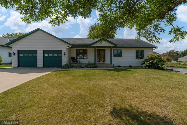 $285,000 | 101 Wickfield Drive, Mankato, MN 56001