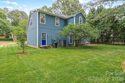 $515,000 | 3213 Crescent Knoll Drive, Matthews, NC 28105