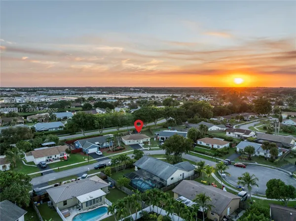 $650,000 | 9612 Wyoming Court, Boca Raton, FL 33434