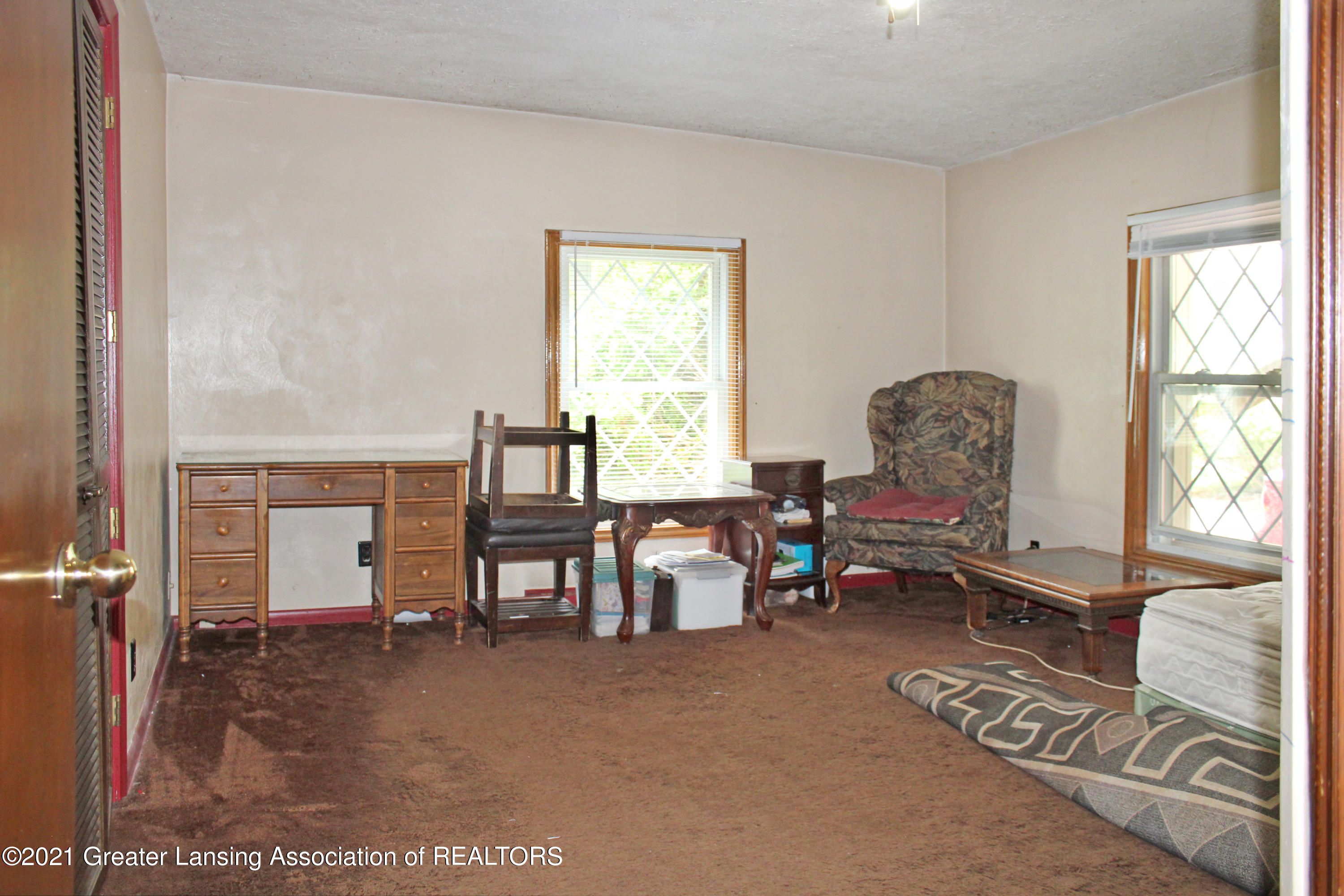 2220 West Jolly Road Lansing, MI 48911 - Photo 20 of 25 Bedroom 3