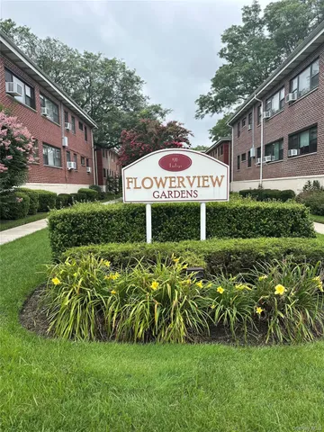 $399,000 | 91 Tulip Avenue, Unit E2, Floral Park, NY 11001