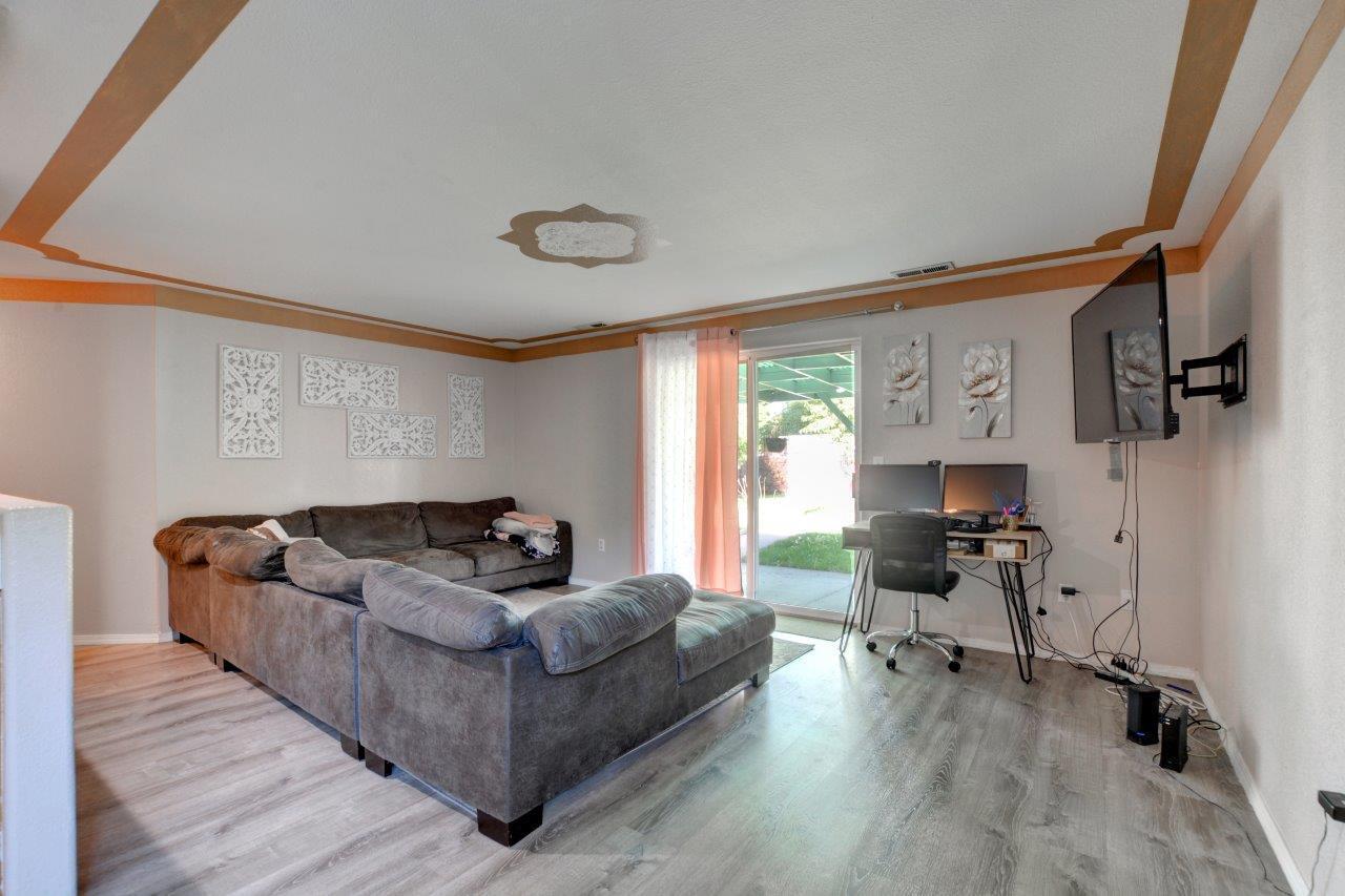 511 Mace Road Medford, OR 97501 - Photo 9 of 35 DSC_8894_5_6