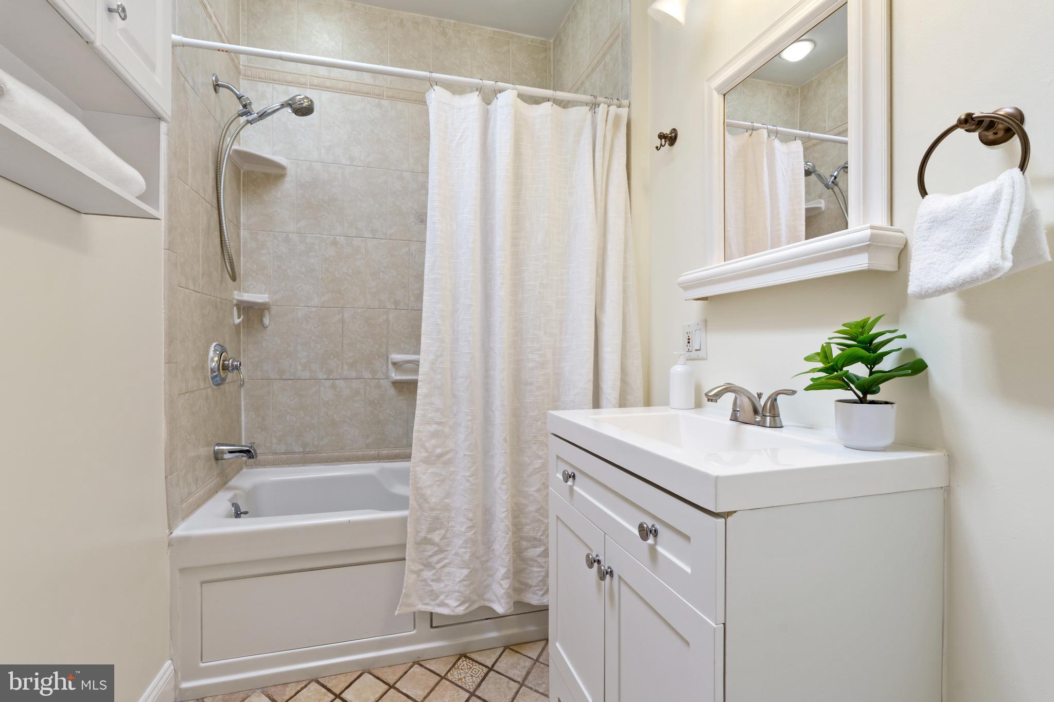 643 South Curley Street Baltimore, MD 21224 - Photo 22 of 39