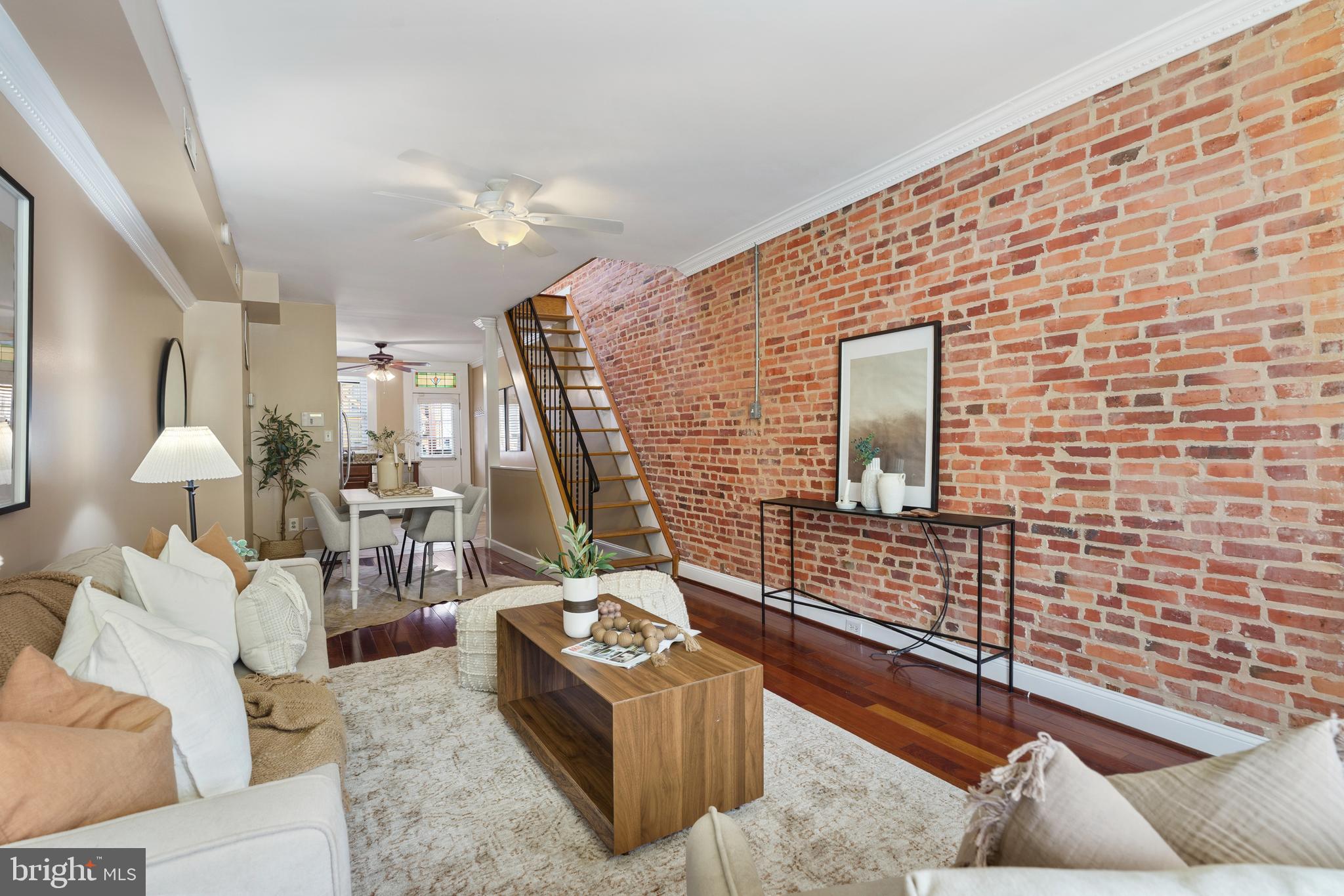 643 South Curley Street Baltimore, MD 21224 - Photo 3 of 39