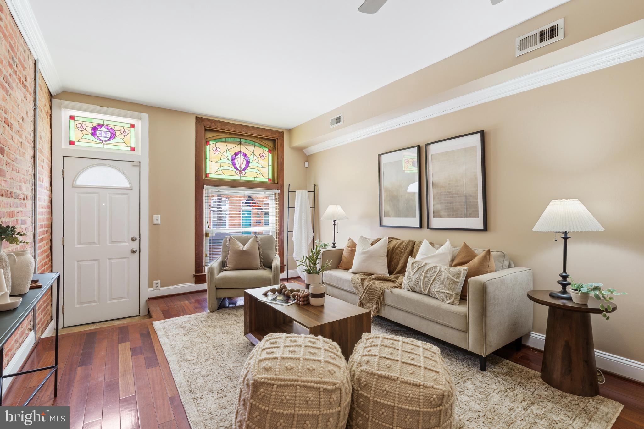 643 South Curley Street Baltimore, MD 21224 - Photo 4 of 39