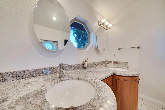 $835,000 | 19015 Pine Drive East, Pioneer, CA 95666