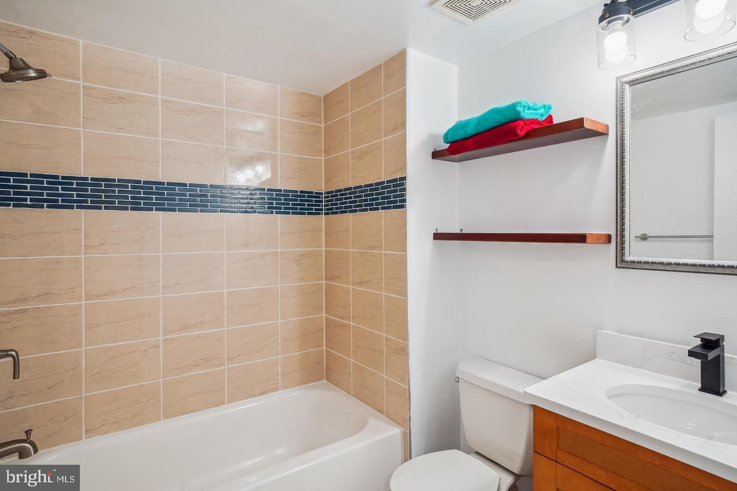 2101 Walsh View Terrace, Unit 17103 Silver Spring, MD 20902 - Photo 20 of 30