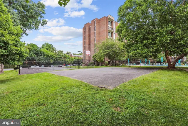 $164,900 | 2101 Walsh View Terrace, Unit 17103, Silver Spring, MD 20902