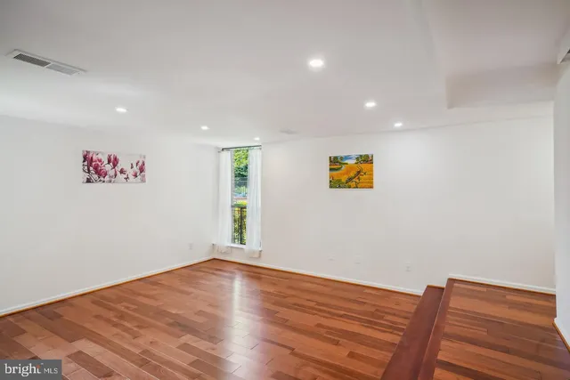 $164,900 | 2101 Walsh View Terrace, Unit 17103, Silver Spring, MD 20902