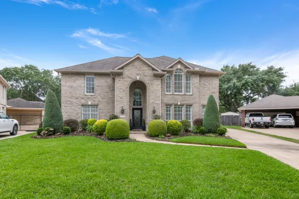 $474,000 | 4910 White Manor Drive, Pasadena, TX 77505