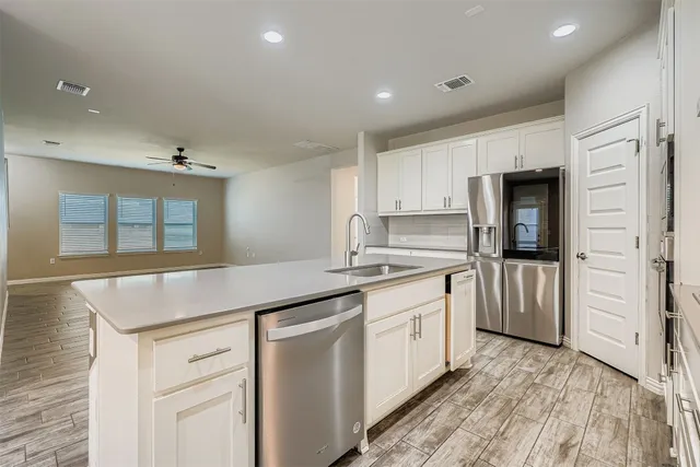 $2,950 | 8800 Sikes Way, Austin, TX 78747