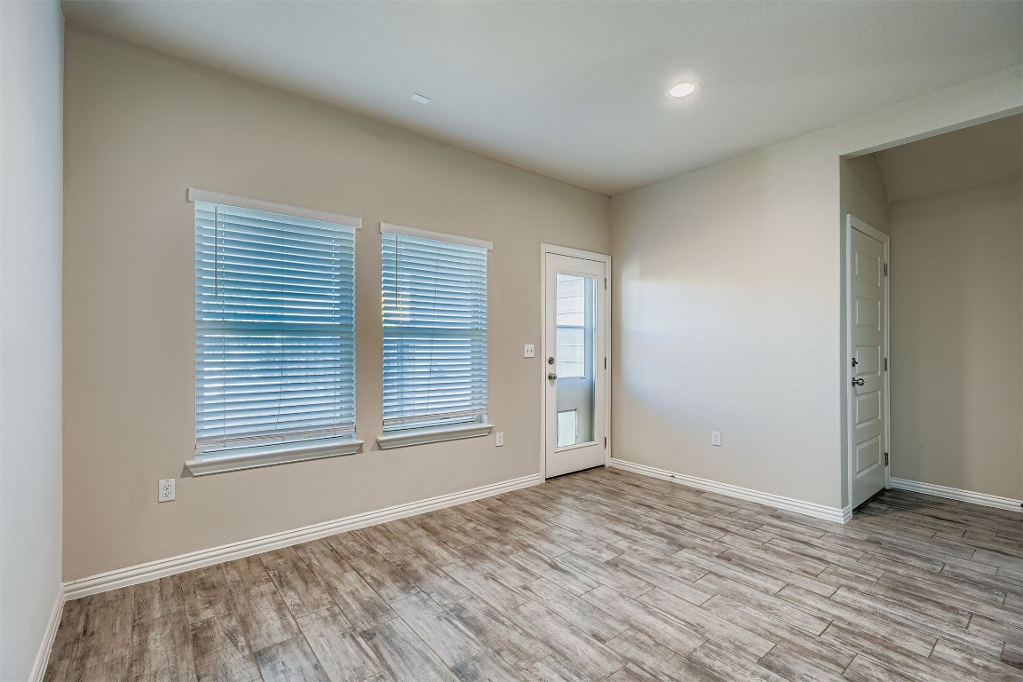 8800 Sikes Way Austin, TX 78747 - Photo 9 of 27