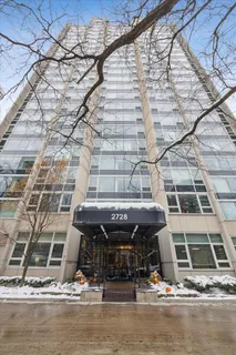 $239,900 | 2728 North Hampden Court, Unit 910, Chicago, IL 60614
