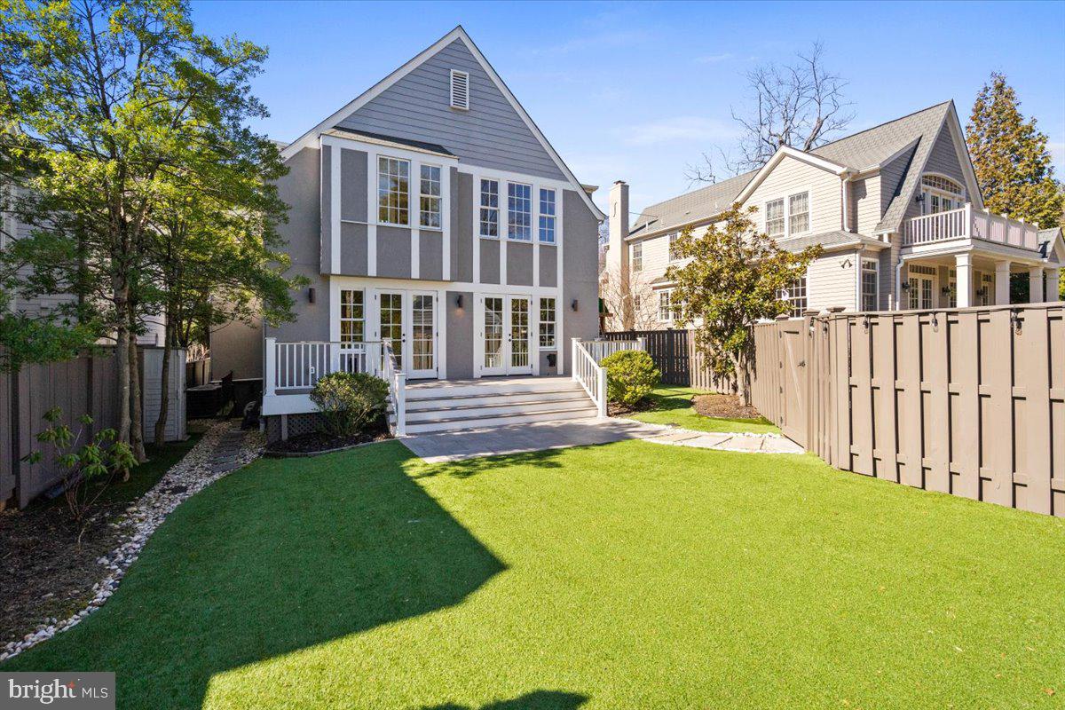 3213 Foxhall Road Northwest Washington, DC 20016 - Photo 34 of 35