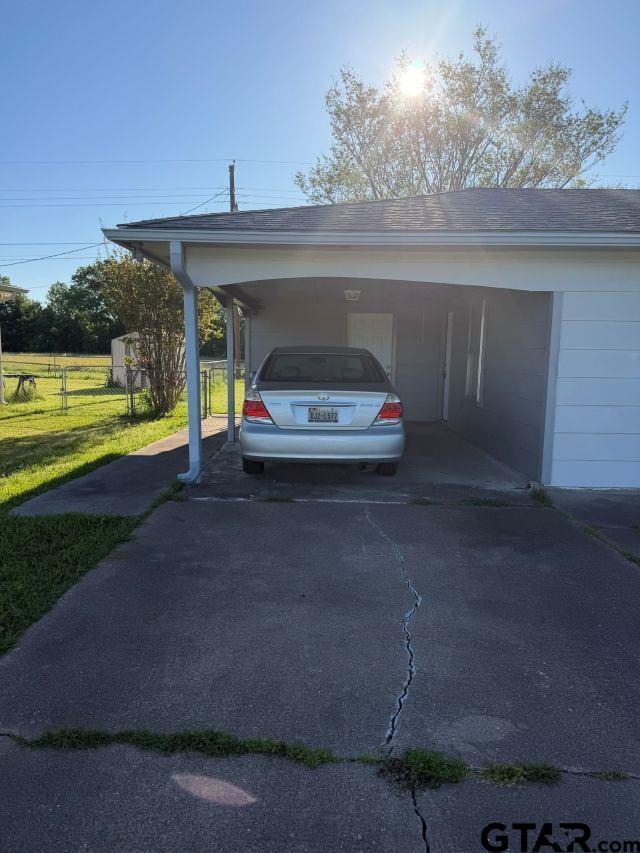 3045 Monroe Street Commerce, TX 75428 - Photo 3 of 17