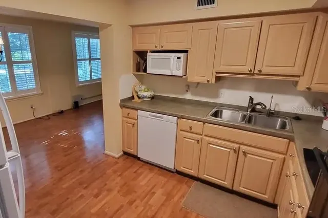 $1,500 | 2043 Denmark Street, Unit 53, Clearwater, FL 33763