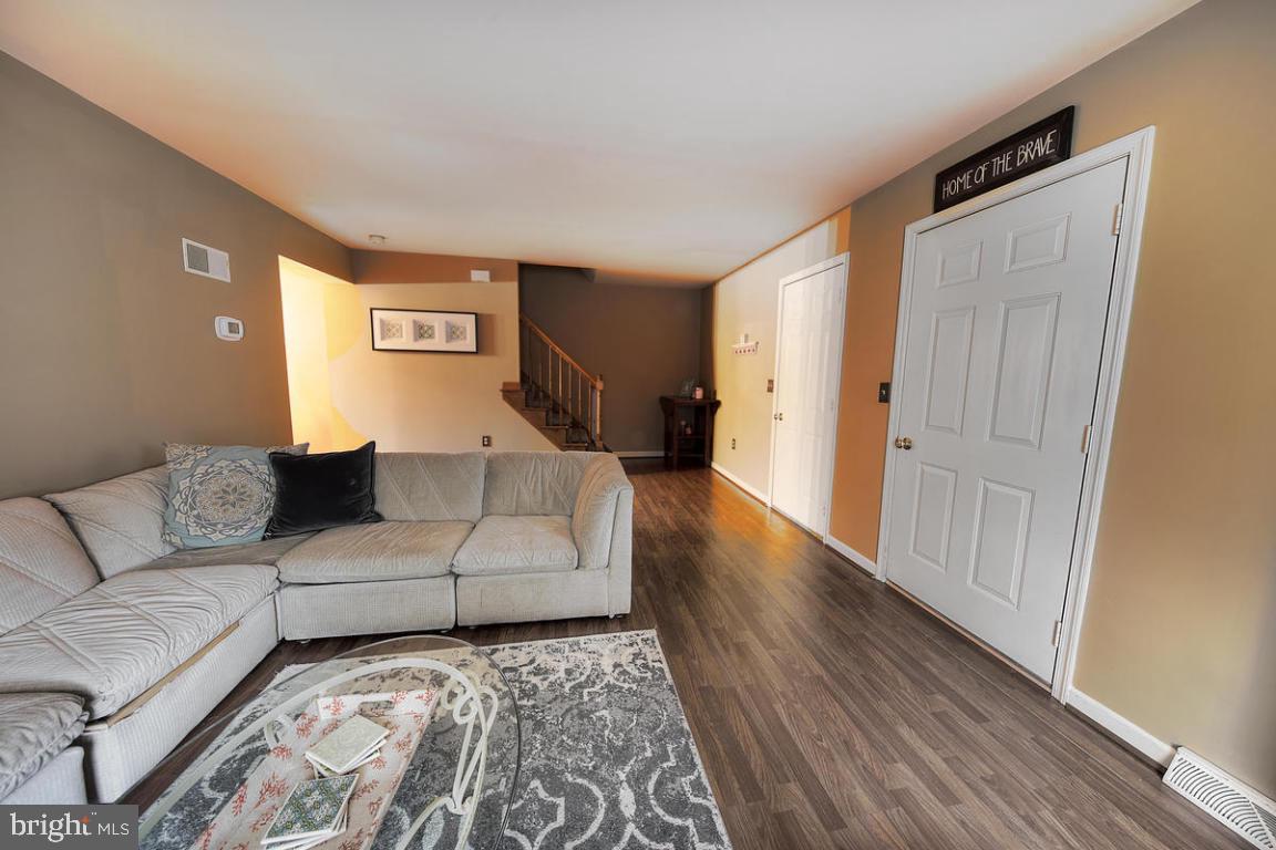 717 West 6th Street Lititz, PA 17543 - Photo 2 of 15