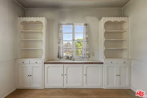 $999,000 | 2105 Ames Street, Los Angeles, CA 90027