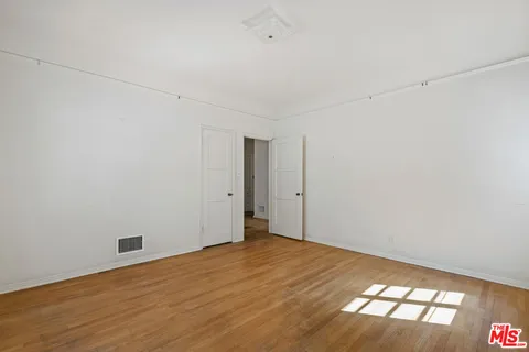 $999,000 | 2105 Ames Street, Los Angeles, CA 90027