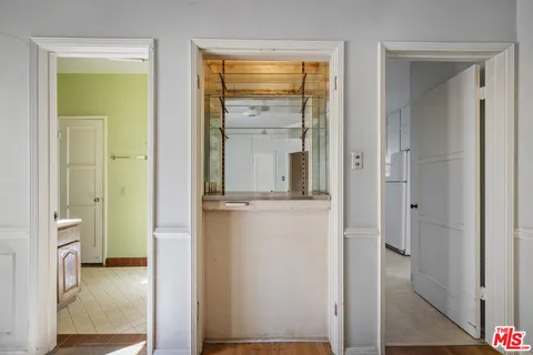 $999,000 | 2105 Ames Street, Los Angeles, CA 90027