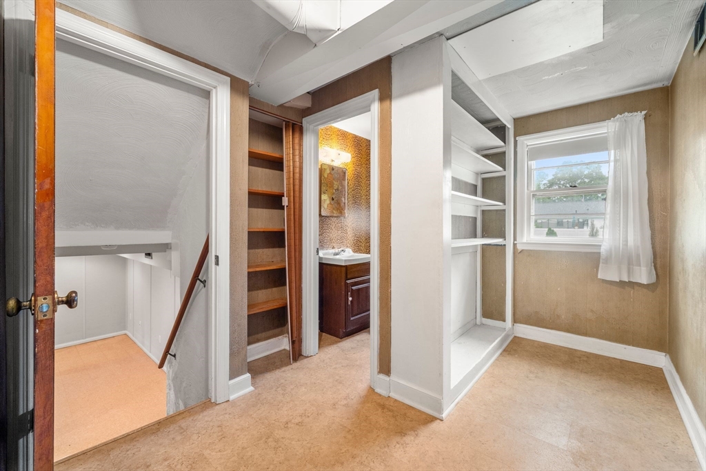 46 Selwyn Road Braintree, MA 02184 - Photo 20 of 33 Gallery Image 20