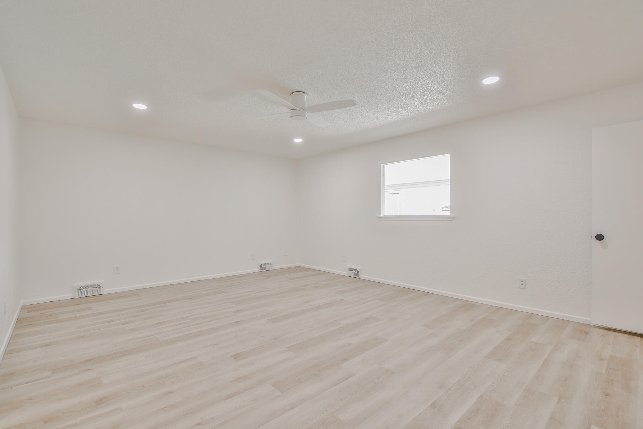 2102 South 4th Street Lamesa, TX 79331 - Photo 18 of 50 Haleydphotography-44