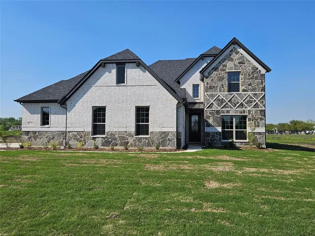 $623,046 | 359 Redwood Circle, Trenton, TX 75490