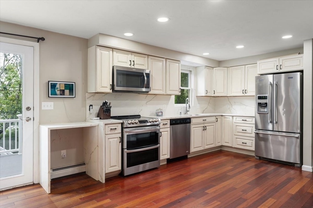 12 White Island Road Halifax, MA 02338 - Photo 4 of 36 Gallery Image 4