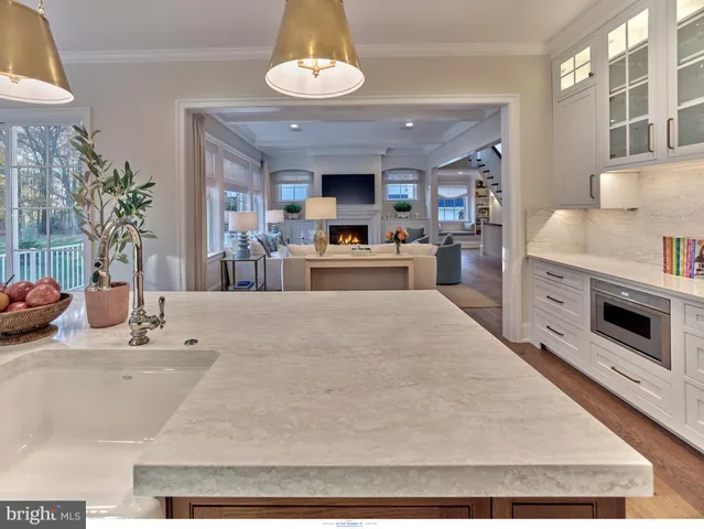 $2,250,000 | 204 Walnut Tree Lane, Malvern, PA 19355